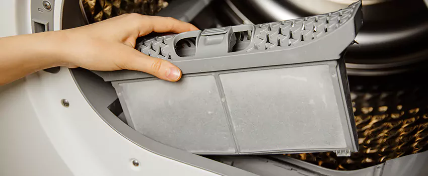 Signs Of A Clogged Dryer Lint Trap in Fords, New Jersey